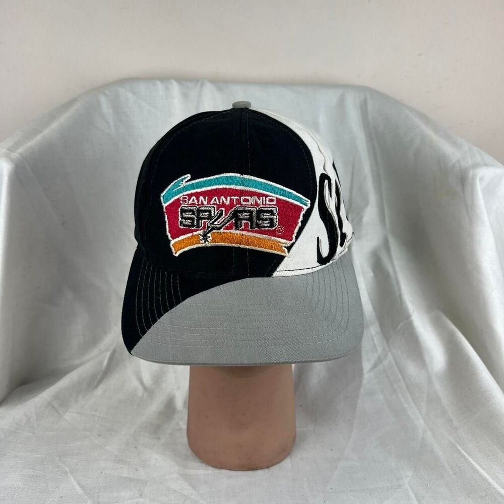 Vintage NBA San Antonio Spurs Splash Cap Snapback